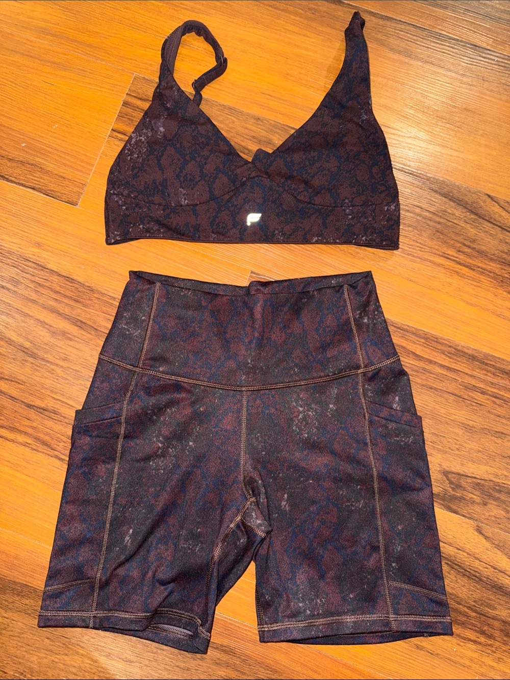 Fabletics Snake-Print High-Waist Bike Shorts Set - Dark Burgundy/Navy blue